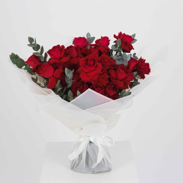 Roses - Bouquet - Red - 325